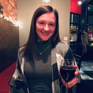 Meet your Posher, Courtney